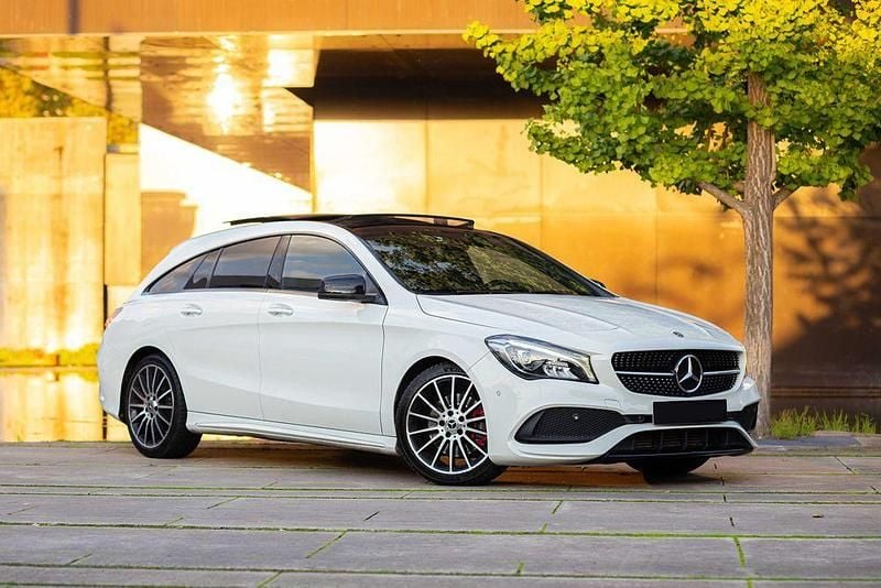 Usado 2017 Mercedes CLA220 AMG Sedan | € 26.490 (Preço justo) - Imagem 1/4