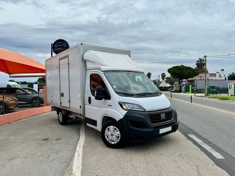 Usado Fiat Ducato 160 HP (117 kW) 2021 Branco Van