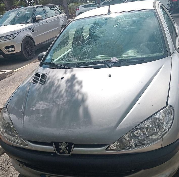 Usado 1999 Peugeot 206 Sedan | € 1.200 (Preço justo) - Imagem 1/4