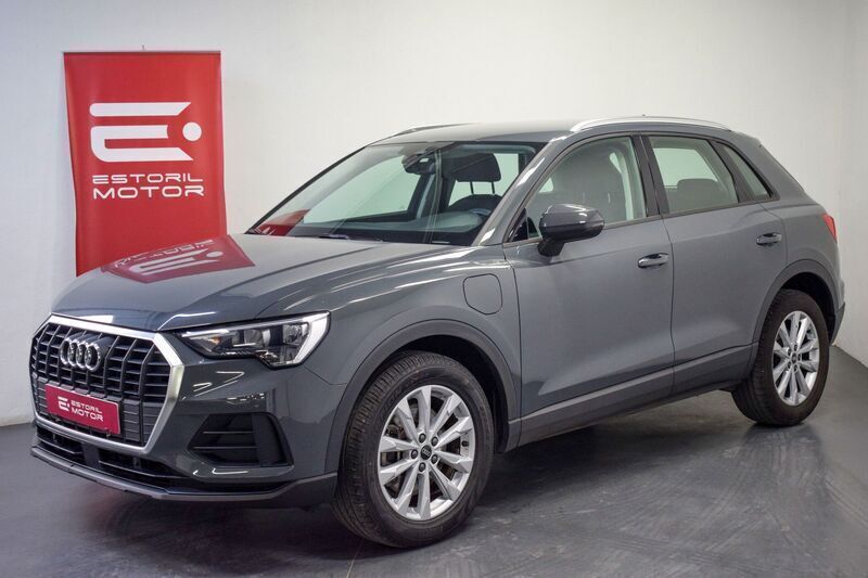 Cinza Usado 2022 Audi Q3 SUV | € 33.900 (Bom preço) - Imagem 1/4