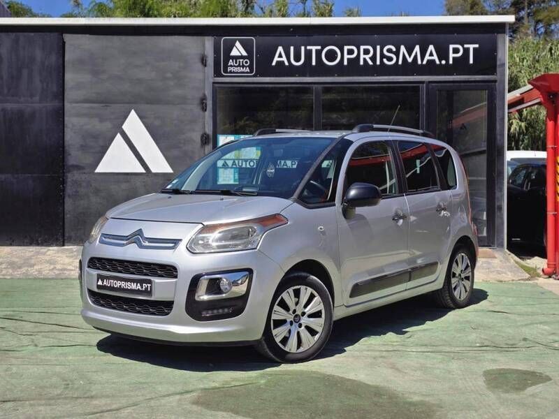 Cinzento Usado 2017 Citroën C3 Picasso Seduction Monovolume | € 8.990 - Imagem 1/4