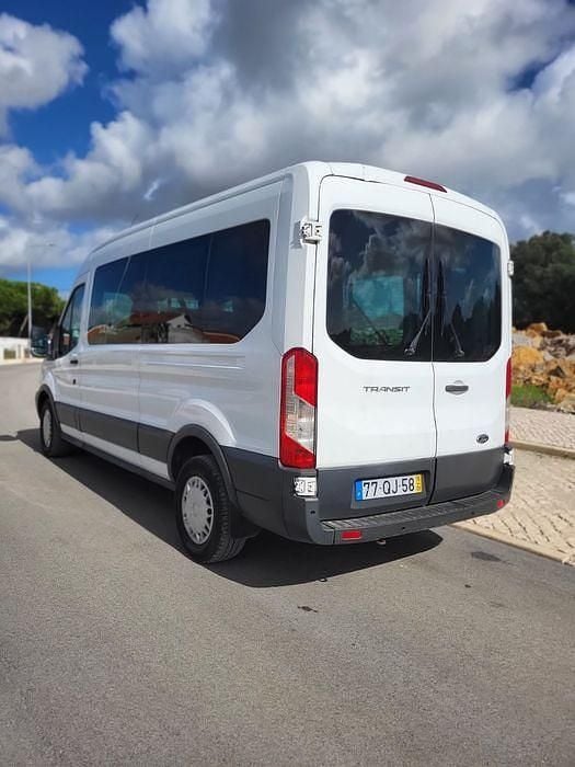 Usado Ford Transit 120 HP (88 kW) 2015 Sedan