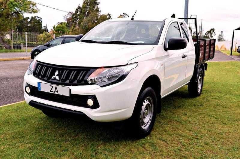 Usado Mitsubishi L200 154 HP (113 kW) 2019 Branco Pickup