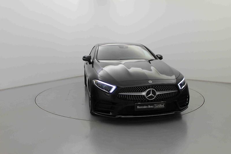 Preto Usado 2020 Mercedes CLS300 AMG line Coupé | € 49.990 - Imagem 1/4