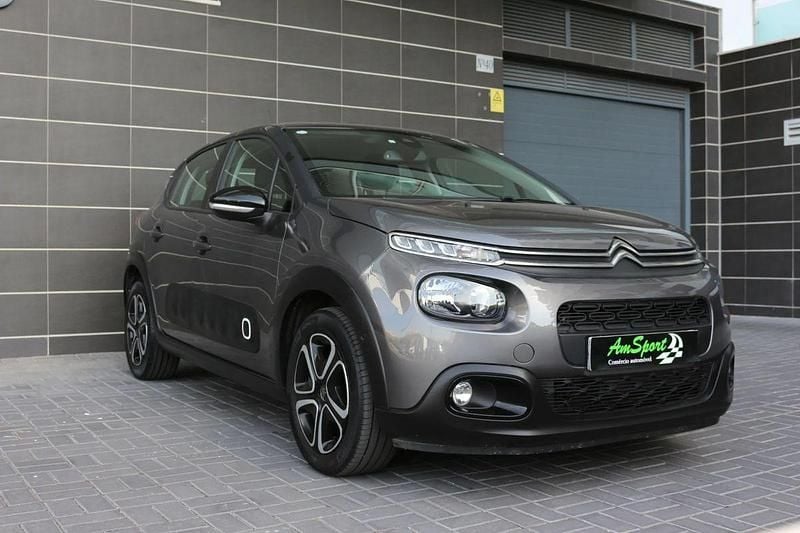 Cinza Usado 2020 Citroën C3 PureTech Citadino | € 11.650 (Super Preço) - Imagem 1/4