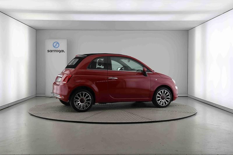 Usado Fiat 500C Red 70 HP (51 kW) 2023 Vermelho Cabrios