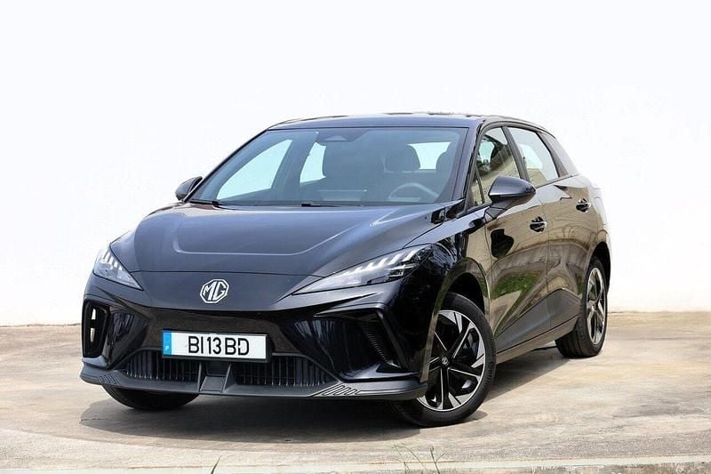 Preto Usado 2024 MG MG4 EV Citadino | € 24.700 (Caro) - Imagem 1/4