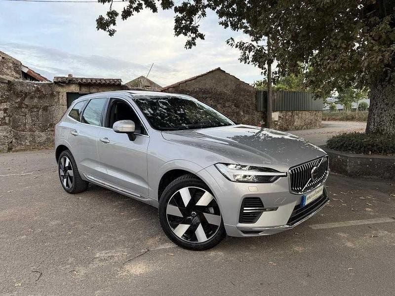 Cinzento Usado 2023 Volvo XC60 SUV | € 44.990 (Bom preço) - Imagem 1/4