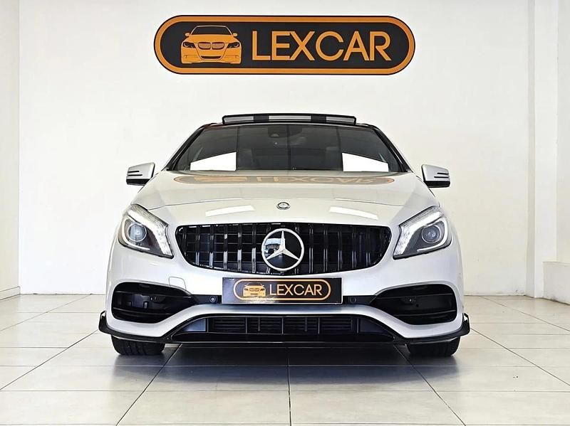 Usado Mercedes A180 AMG line 109 HP (80 kW) 2014 Cinzento
