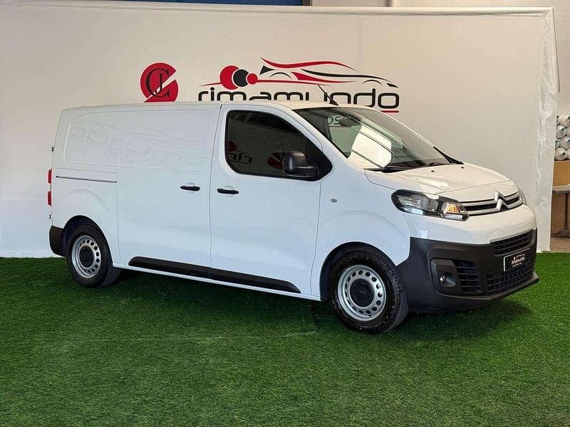 Branco Usado 2017 Citroën Jumpy Monovolume | € 13.250 - Imagem 1/4