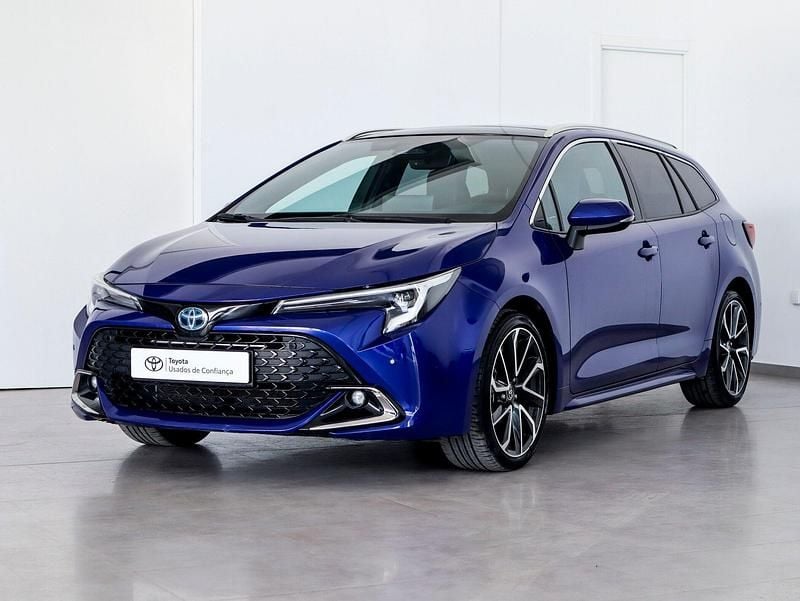 Azul Usado 2023 Toyota Corolla Carrinha | € 36.700 - Imagem 1/4