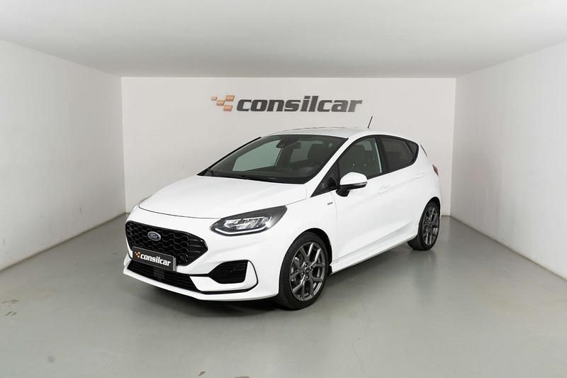 Branco Usado 2022 Ford Fiesta ST-Line Citadino | € 13.980 (Bom preço) - Imagem 1/4