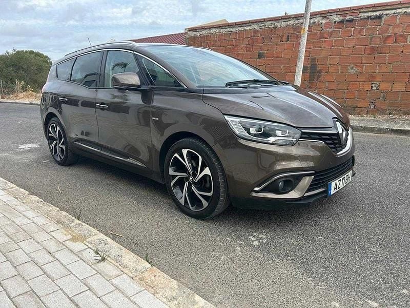 Usado 2017 Renault Grand Scénic IV Bose Edition Monovolume | € 16.990 (Preço justo) - Imagem 1/4