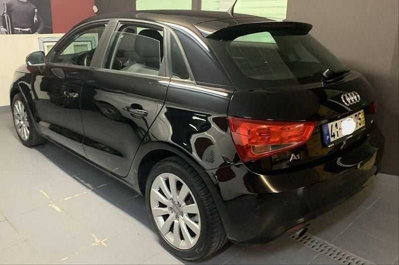 Usado 2012 Audi A1 Sedan | € 9.500 (Super Preço) - Imagem 1/4