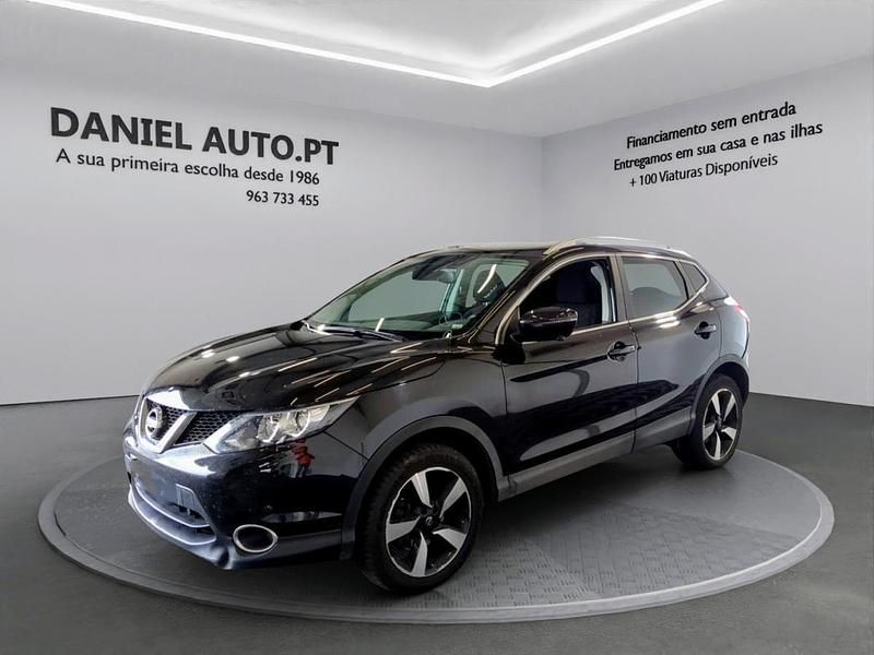 Usado Nissan Qashqai 115 HP (84 kW) 2016 Preto SUV