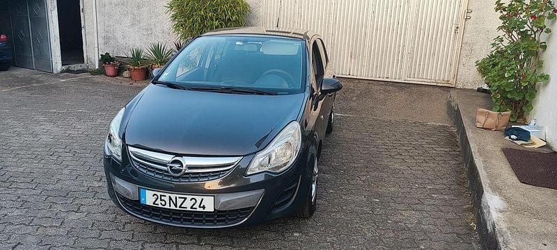 Usado 2013 Opel Corsa Sedan | € 4.200 (Bom preço) - Imagem 1/4