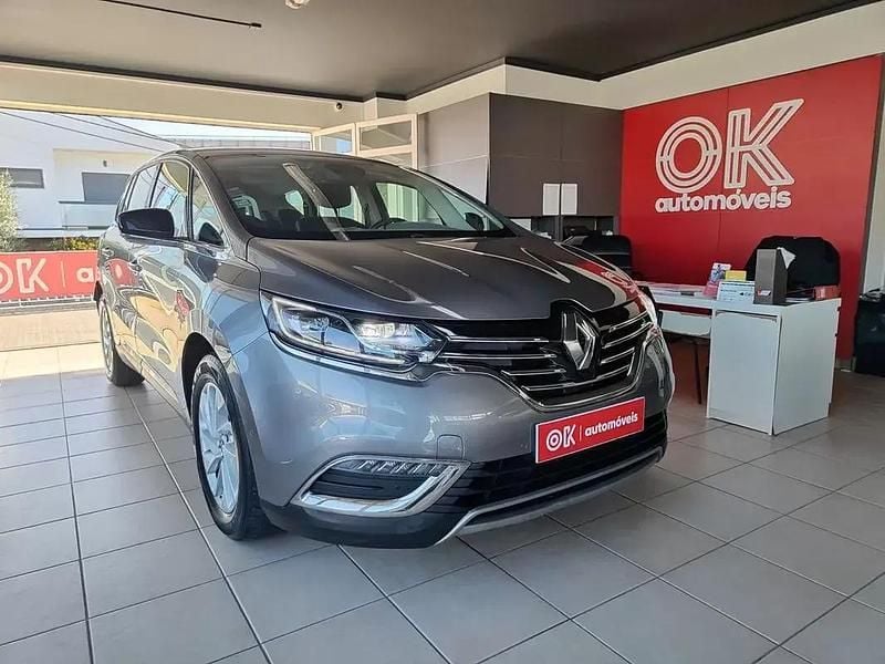 Cinzento Usado 2016 Renault Espace Zen Monovolume | € 13.250 (Bom preço) - Imagem 1/4