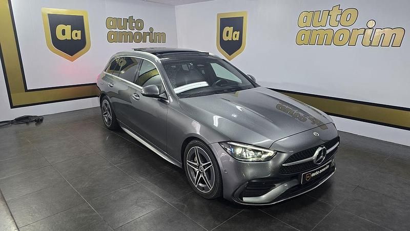 Usado Mercedes C300 AMG line 265 HP (194 kW) 2022 Cinza Carrinha