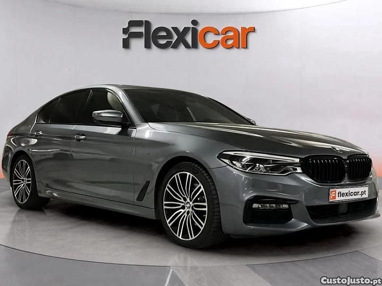 Cinza Usado 2018 BMW 520 Sedan | € 28.990 (Preço justo) - Imagem 1/1
