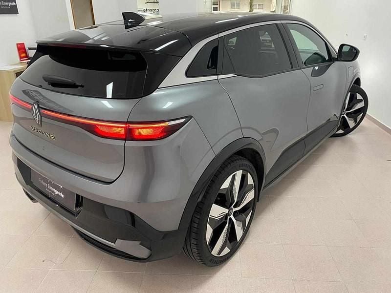 Usado Renault Mégane IV 160 kW (218 HP) 2023 Cinzento