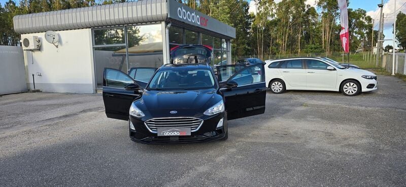 Preto Usado 2019 Ford Focus Business Edition Carrinha | € 14.500 (Preço justo) - Imagem 1/4