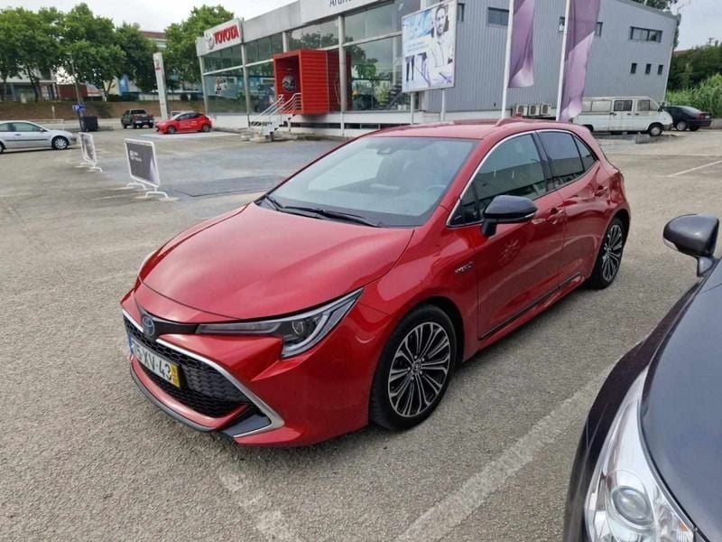 Vermelho Usado 2019 Toyota Corolla Hybrid | € 27.000 - Imagem 1/4