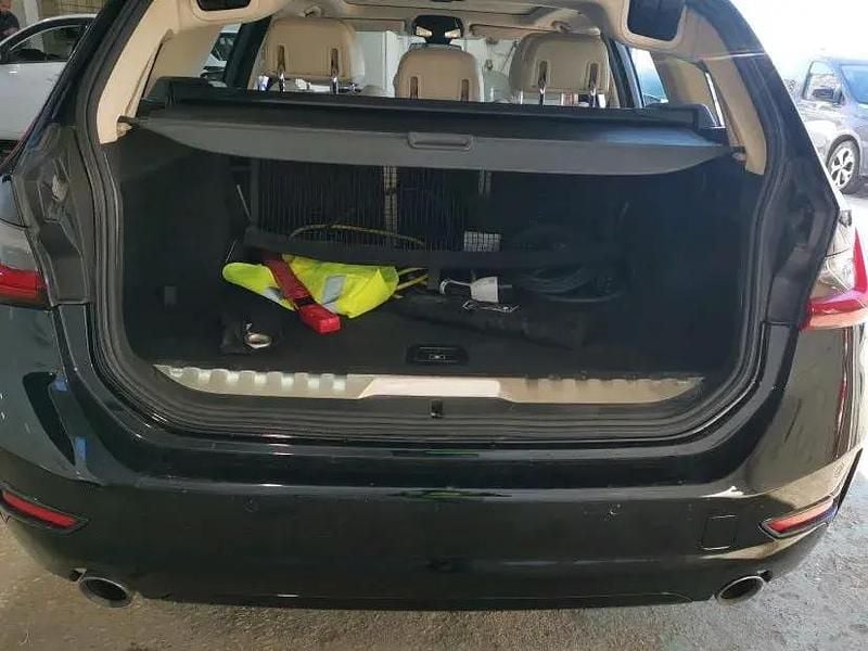 Usado BMW 330e 292 HP (214 kW) 2021 Preto Carrinha