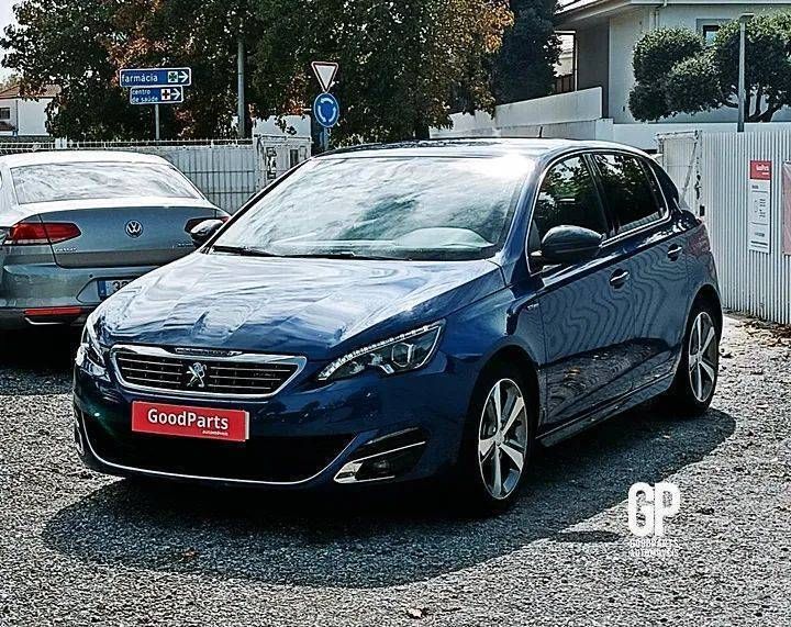 Azul Usado 2017 Peugeot 308 GT-line Citadino | € 17.600 (Caro) - Imagem 1/4