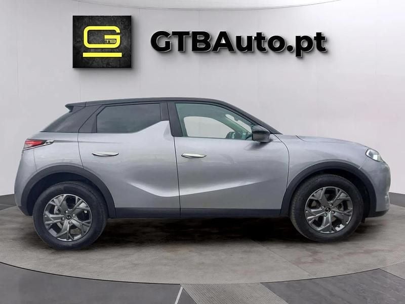 Cinza Usado 2022 DS Automobiles DS3 Business SUV | € 24.499 (Preço justo) - Imagem 1/4