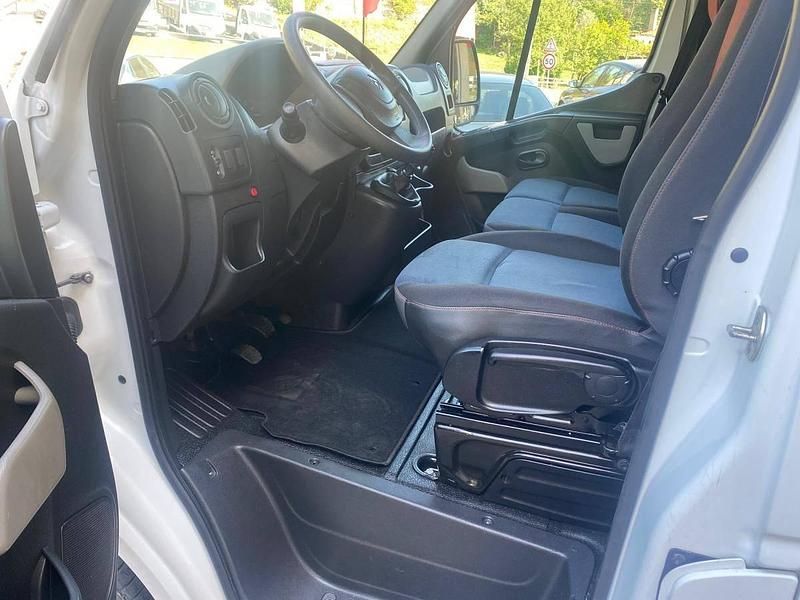 Usado Renault Master 125 HP (91 kW) 2014 Branco Van
