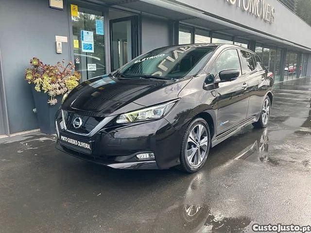 Preto Usado 2020 Nissan Leaf Tekna Citadino | € 13.990 (Preço justo) - Imagem 1/1