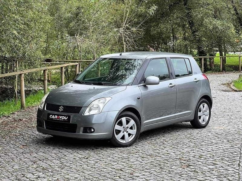 Cinzento Usado 2007 Suzuki Swift Sport | € 6.990 (Caro) - Imagem 1/4