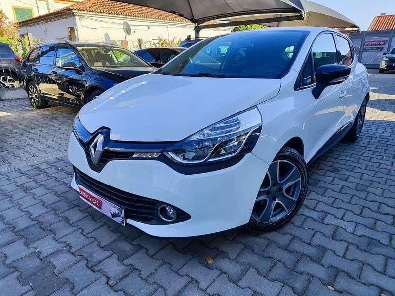 Branco Usado 2015 Renault Clio IV Dynamique | € 8.900 (Preço justo) - Imagem 1/4