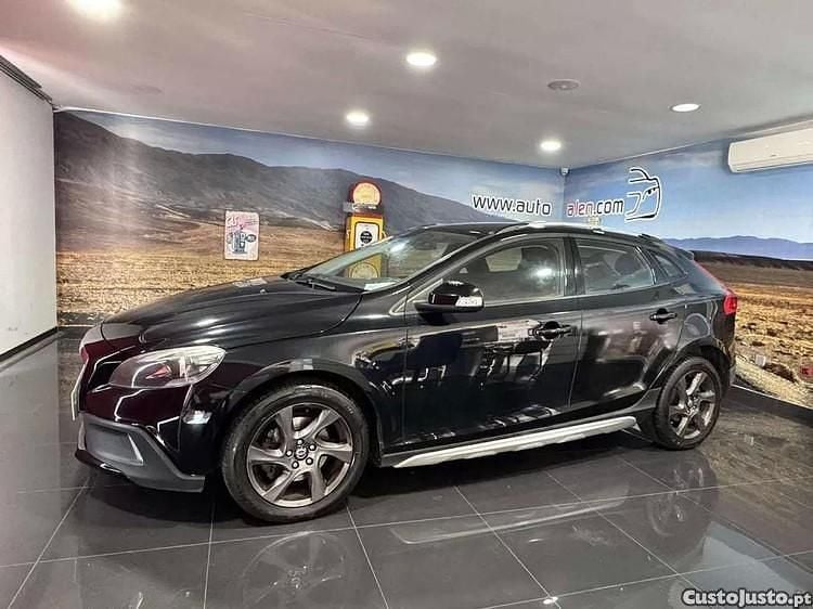 Preto Usado 2014 Volvo V40 Kinetic Carrinha | € 13.750 (Preço elevado) - Imagem 1/1