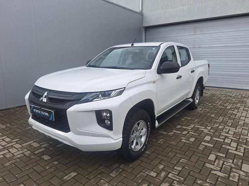 Branco Usado 2021 Mitsubishi L200 Pickup | € 31.500 (Bom preço) - Imagem 1/4