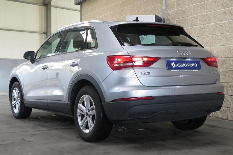 Usado Audi Q3 Advanced 150 HP (110 kW) 2022 Cinza SUV