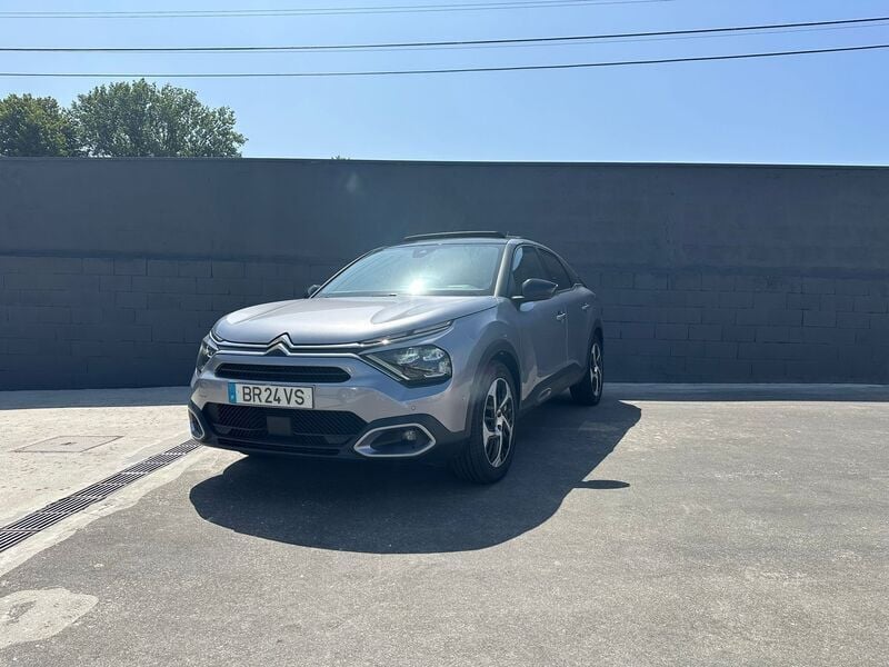 Cinza Usado 2021 Citroën C4 PureTech | € 16.250 (Preço justo) - Imagem 1/4
