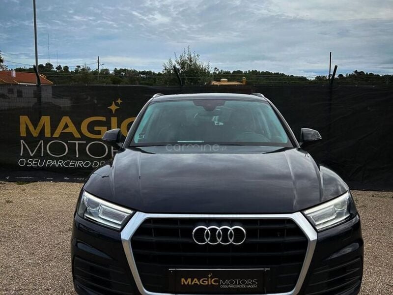 Azul Usado 2018 Audi Q5 S-Line SUV | € 30.990 (Super Preço) - Imagem 1/1