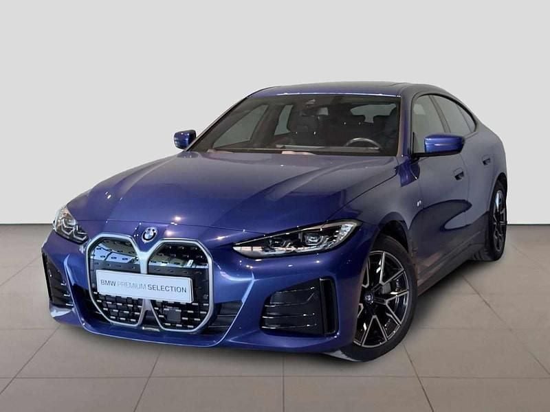 Usado BMW i4 250 kW (340 HP) 2023 Azul Sedan