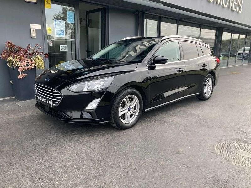 Usado Ford Focus 120 HP (88 kW) 2019 Preto Carrinha