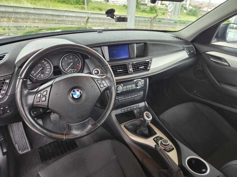Usado BMW X1 143 HP (105 kW) 2015 Preto SUV