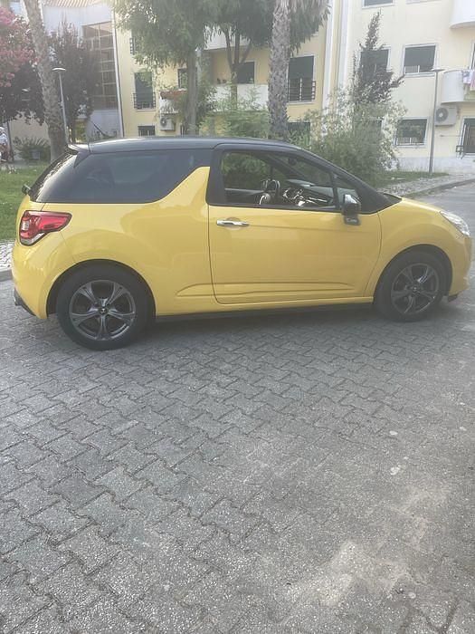 Usado Citroën DS3 So Chic 92 HP (67 kW) 2010 Citadino