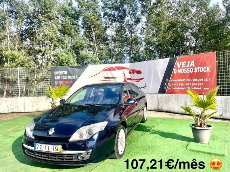 Azul Usado 2010 Renault Laguna Coupé Coupé | € 6.990 - Imagem 1/4