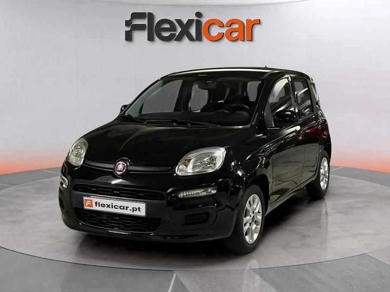 Usado Fiat Panda Easy 69 HP (50 kW) 2019 Preto Citadino