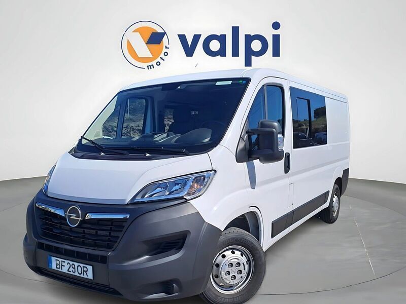 Branco Usado 2023 Opel Movano Van | € 38.450 - Imagem 1/4