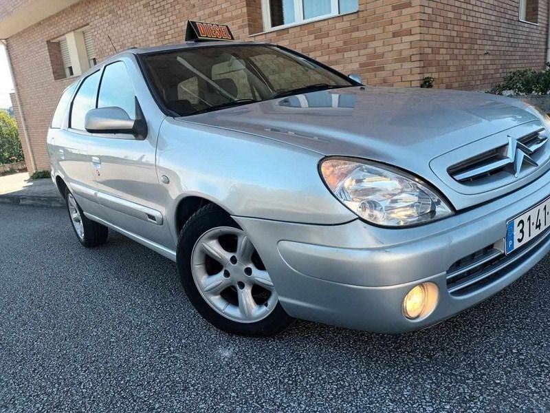 Cinzento Usado 2003 Citroën Xsara Carrinha | € 4.400 - Imagem 1/4