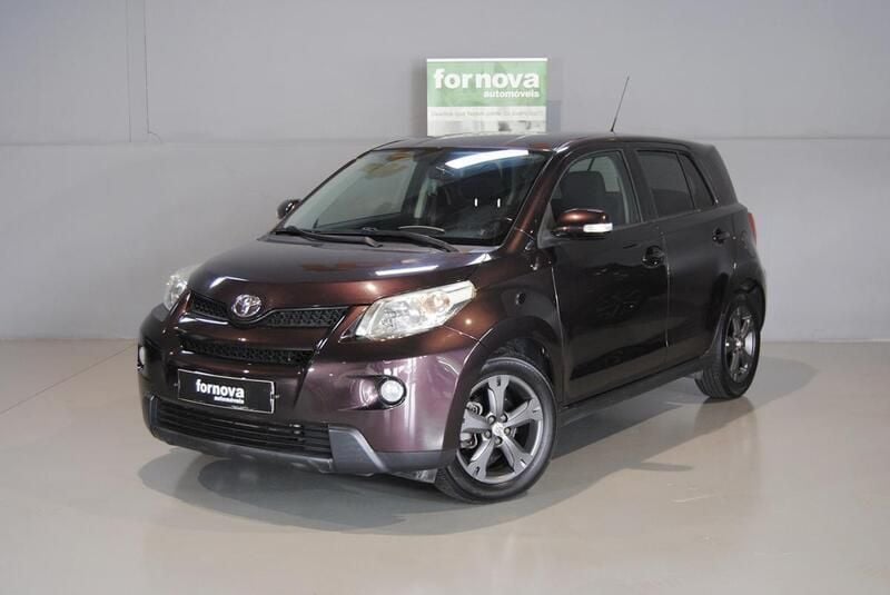 Outra Usado 2010 Toyota Urban Cruiser SUV | € 10.500 - Imagem 1/4