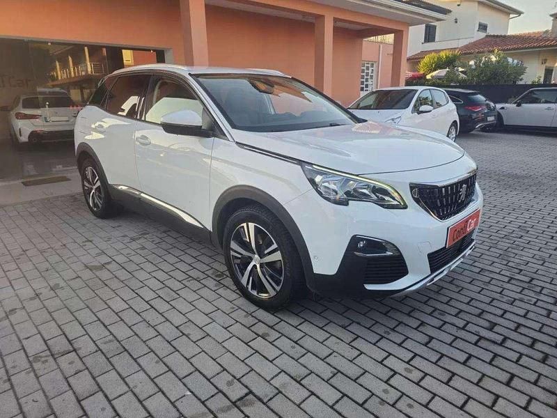 Branco Usado 2018 Peugeot 3008 Allure SUV | € 15.990 (Preço justo) - Imagem 1/4