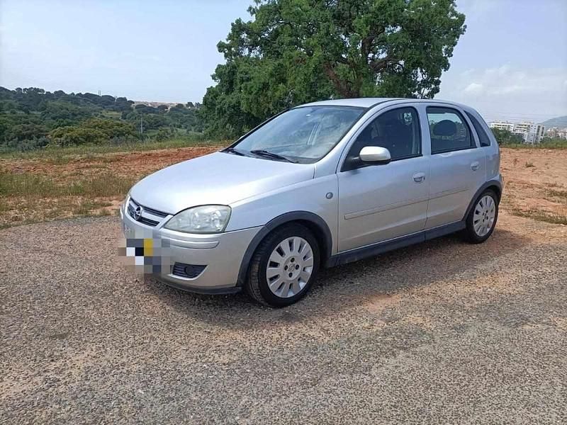 Cinzento Usado 2004 Opel Corsa Enjoy | € 3.950 (Preço elevado) - Imagem 1/4