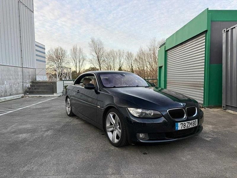 Usado BMW 320 177 HP (130 kW) 2008 Cabrios